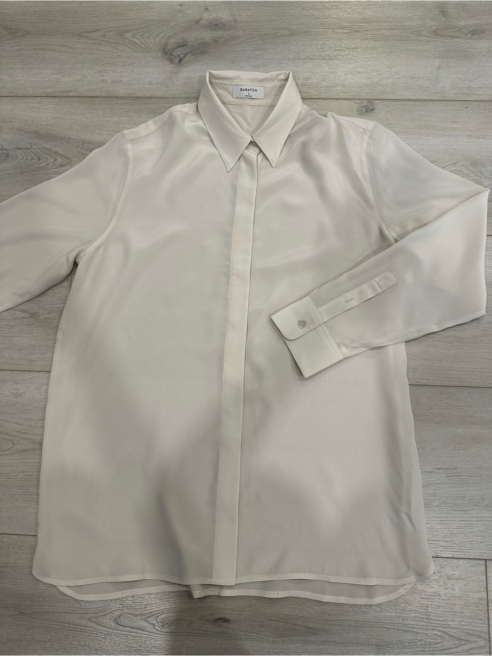 Aritzia Babaton Ivory Hidden Button Long Sleeve Blouse Size S